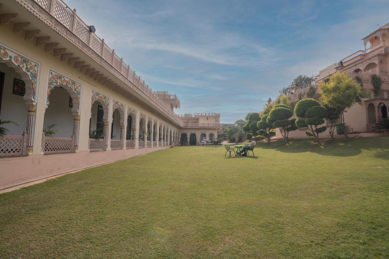 Shahjahanpur Fort Beejwar Chauhan By Aayams Neemrana מראה חיצוני תמונה