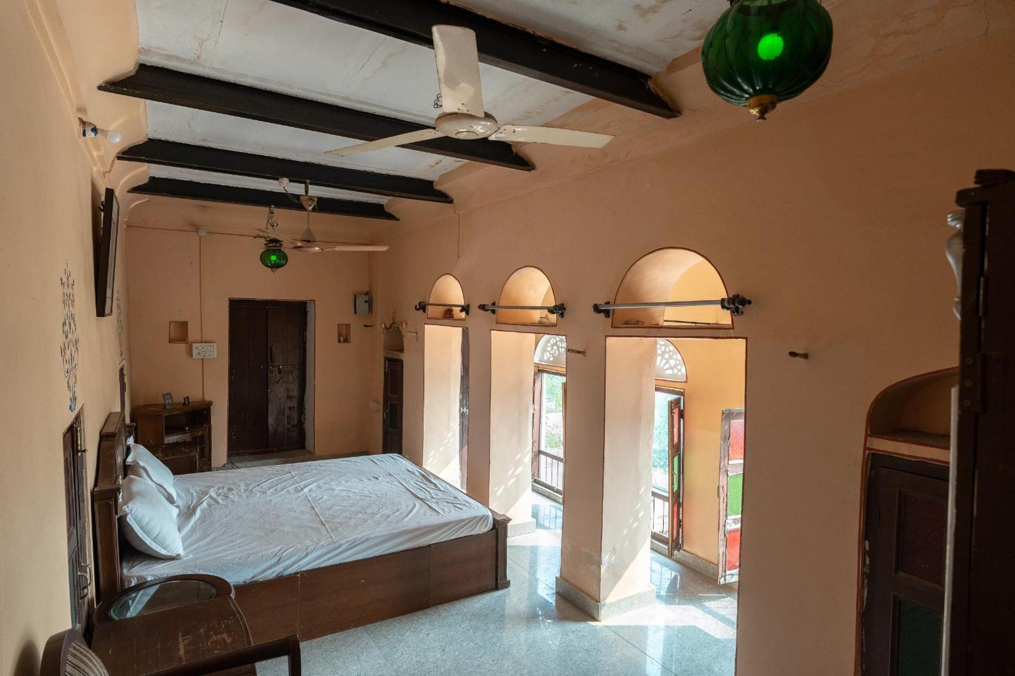 Shahjahanpur Fort Beejwar Chauhan By Aayams Neemrana מראה חיצוני תמונה